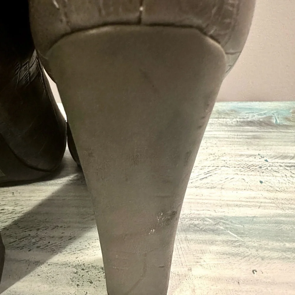 IZABELLA Rue Ankle Boots